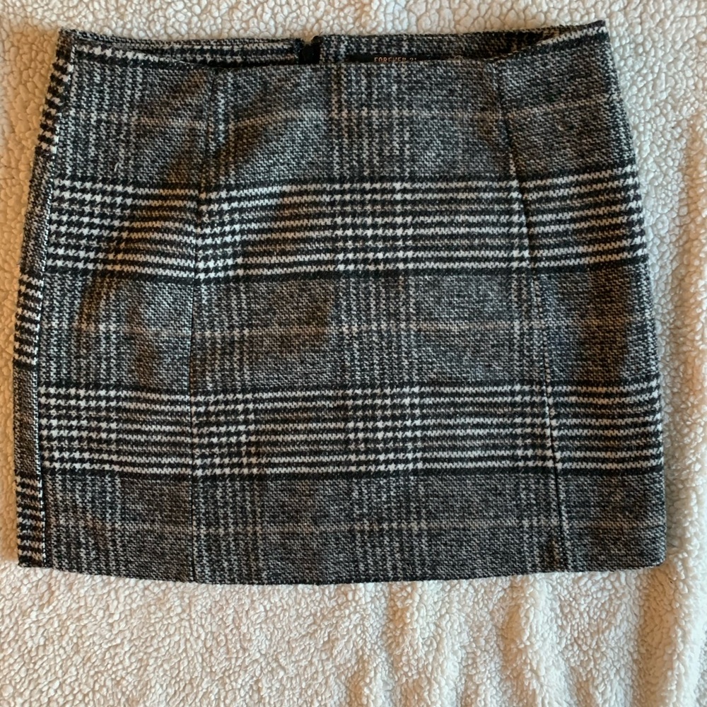 Black & white checkered mini skirt!
